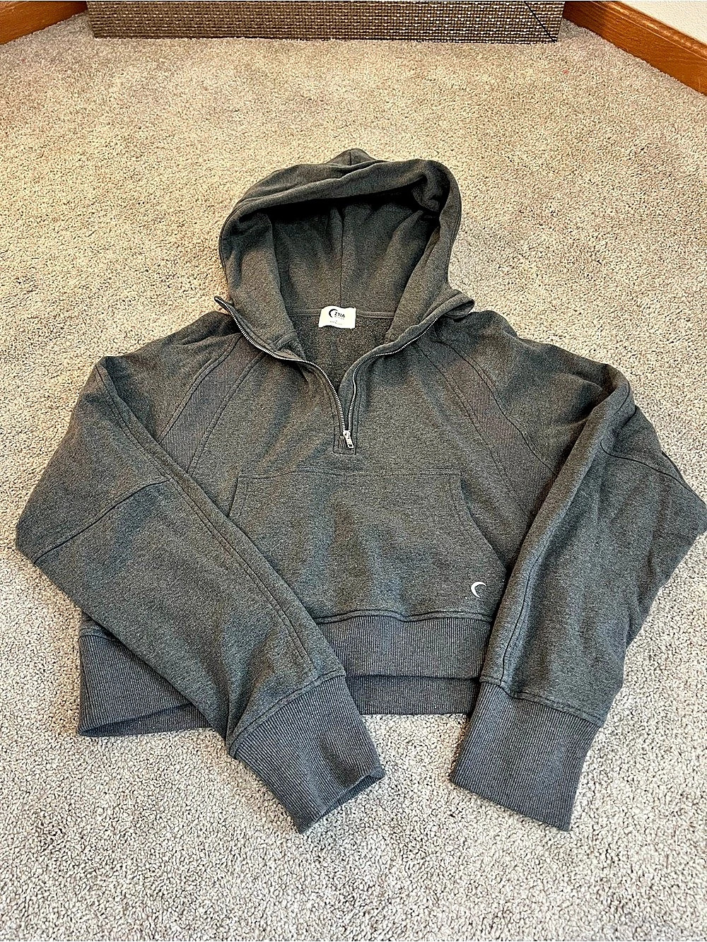 Zyia Active Pocket 1/2 Zip Pullover Cropped Hoodie Gray